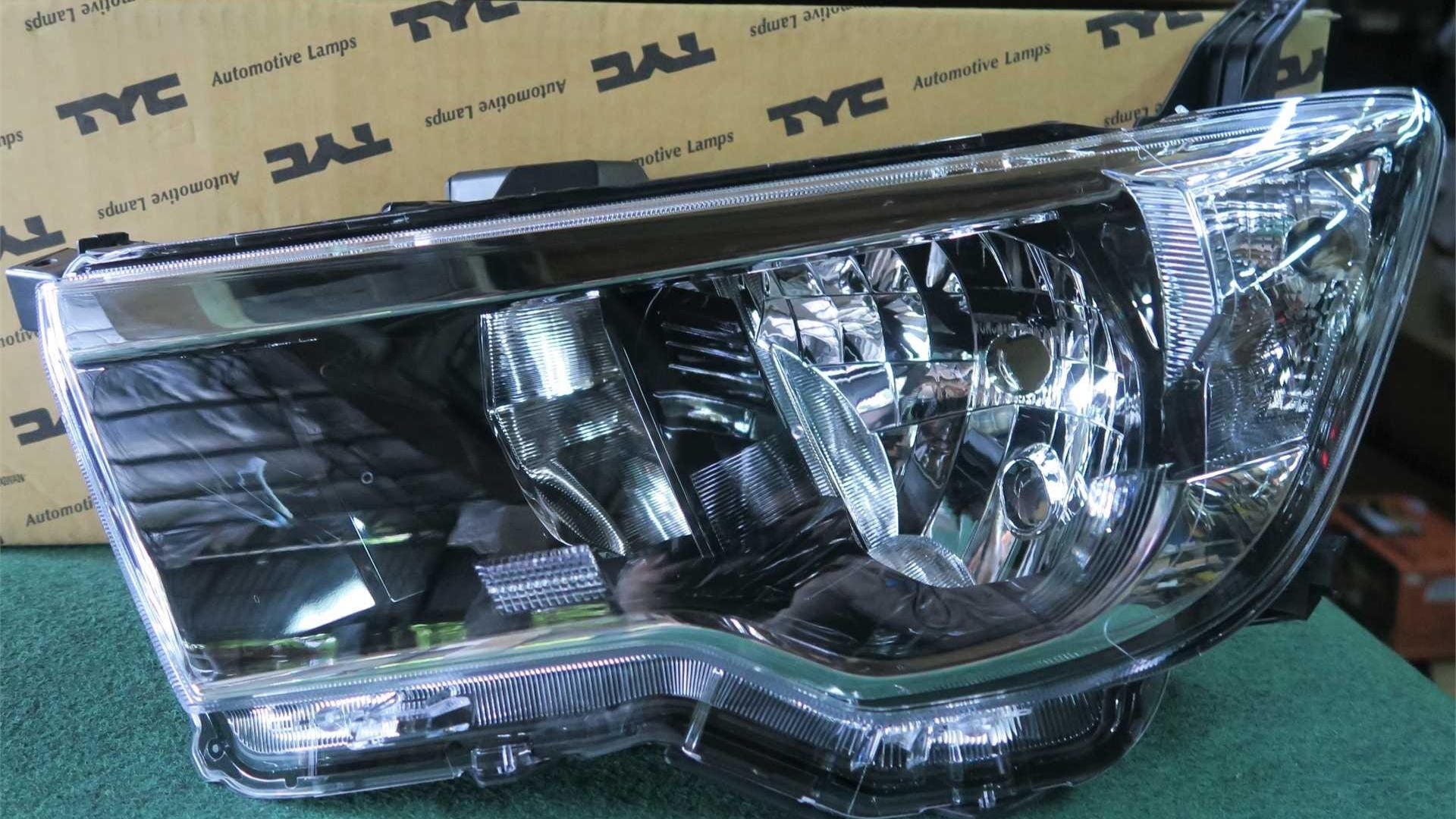 Perodua Bezza 2016-2019 D63D Head Lamp Left / Lampu Besar Kiri - Aftermarket *BULB*