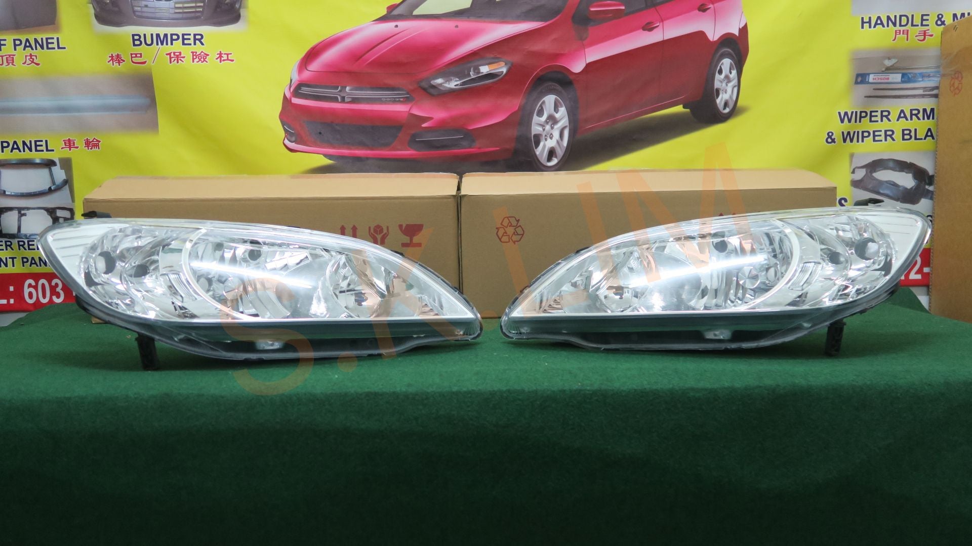 Honda Civic 2004-2005' S5A/S5H/S5G 1.7 Head Lamp - Aftermarket