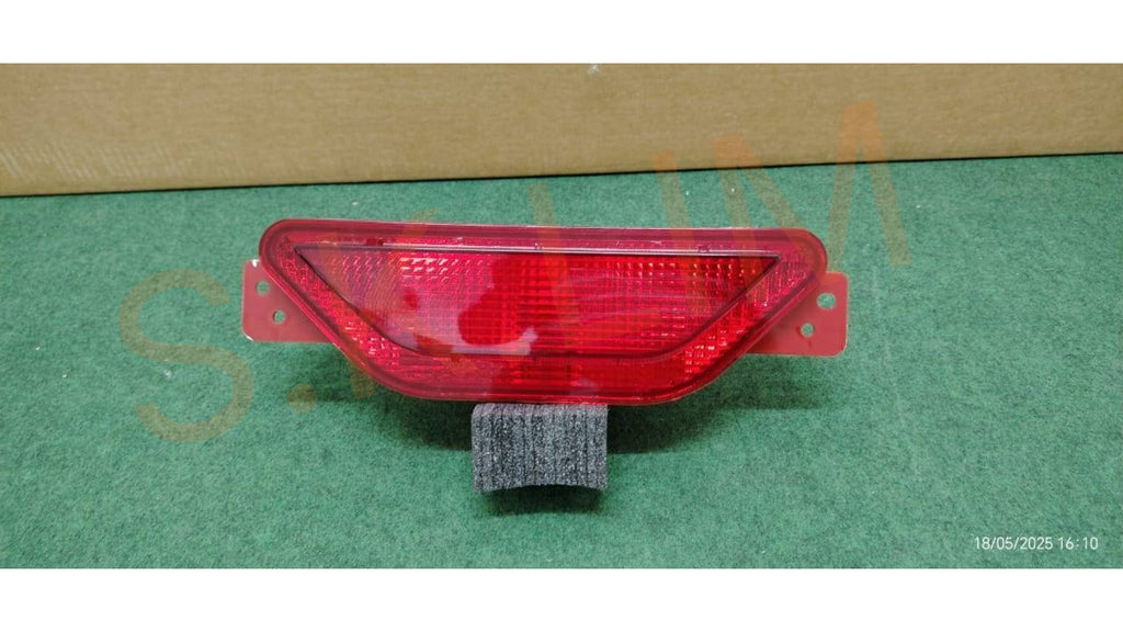 Proton Geely X50 2020' SX11 Brake lamp / Lampu Brake AT Rear Center - Aftermarket