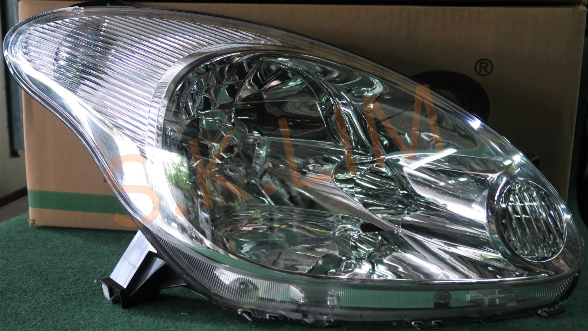 Perodua Myvi 2005' Head Lamp Right / Lampu Depan Kanan - Clear - DEPO