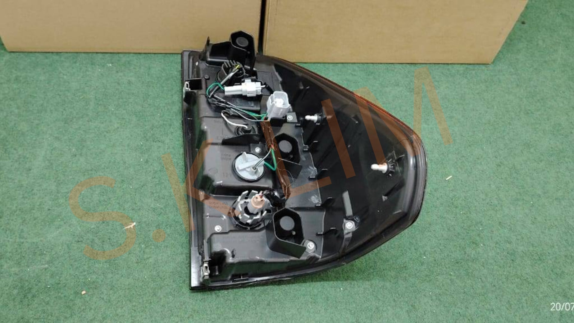 Toyota Hilux 2021' ROCCO GUN125/GUN126 Tail Lamp Left / Lampu Belakang Kiri - Aftermarket *LED*
