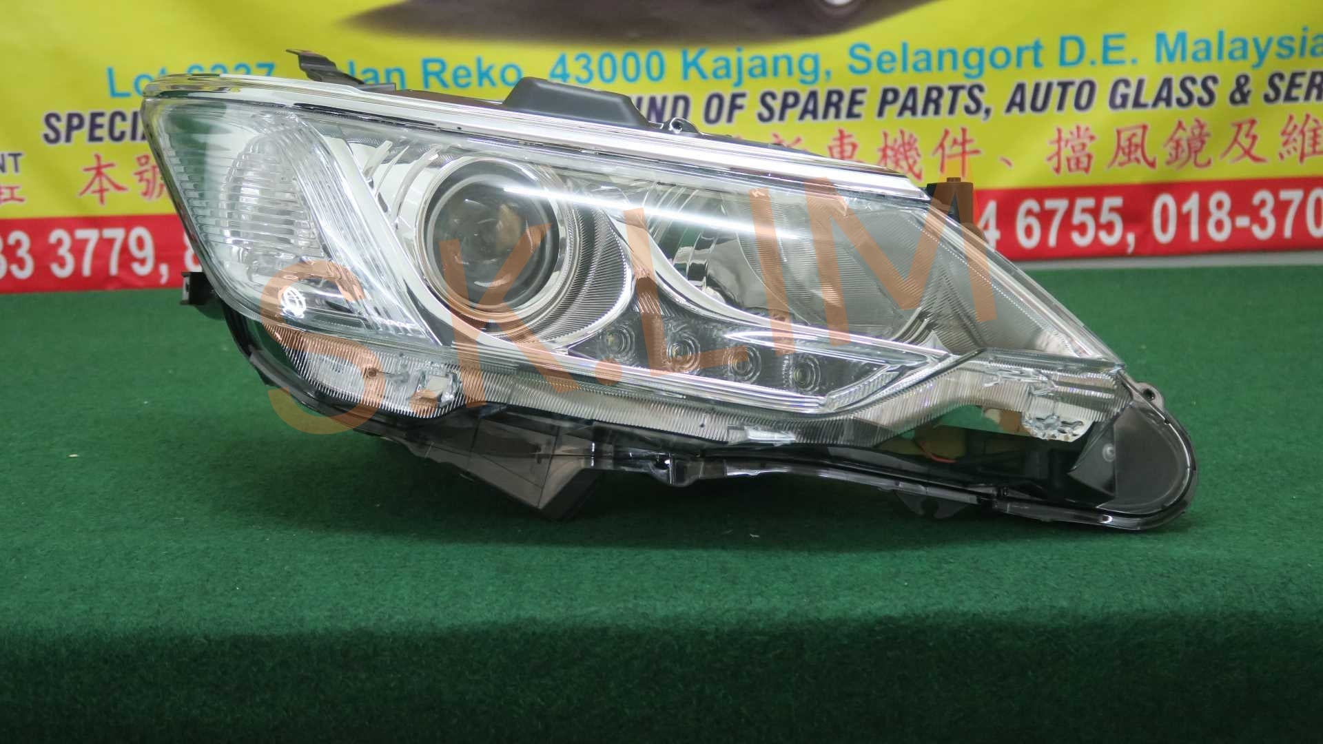 Toyota Camry 2015-2017 ACV50/ASV51 Head Lamp Right / Lampu Besar Kanan - Aftermarket *HID*NOT HYBRID*