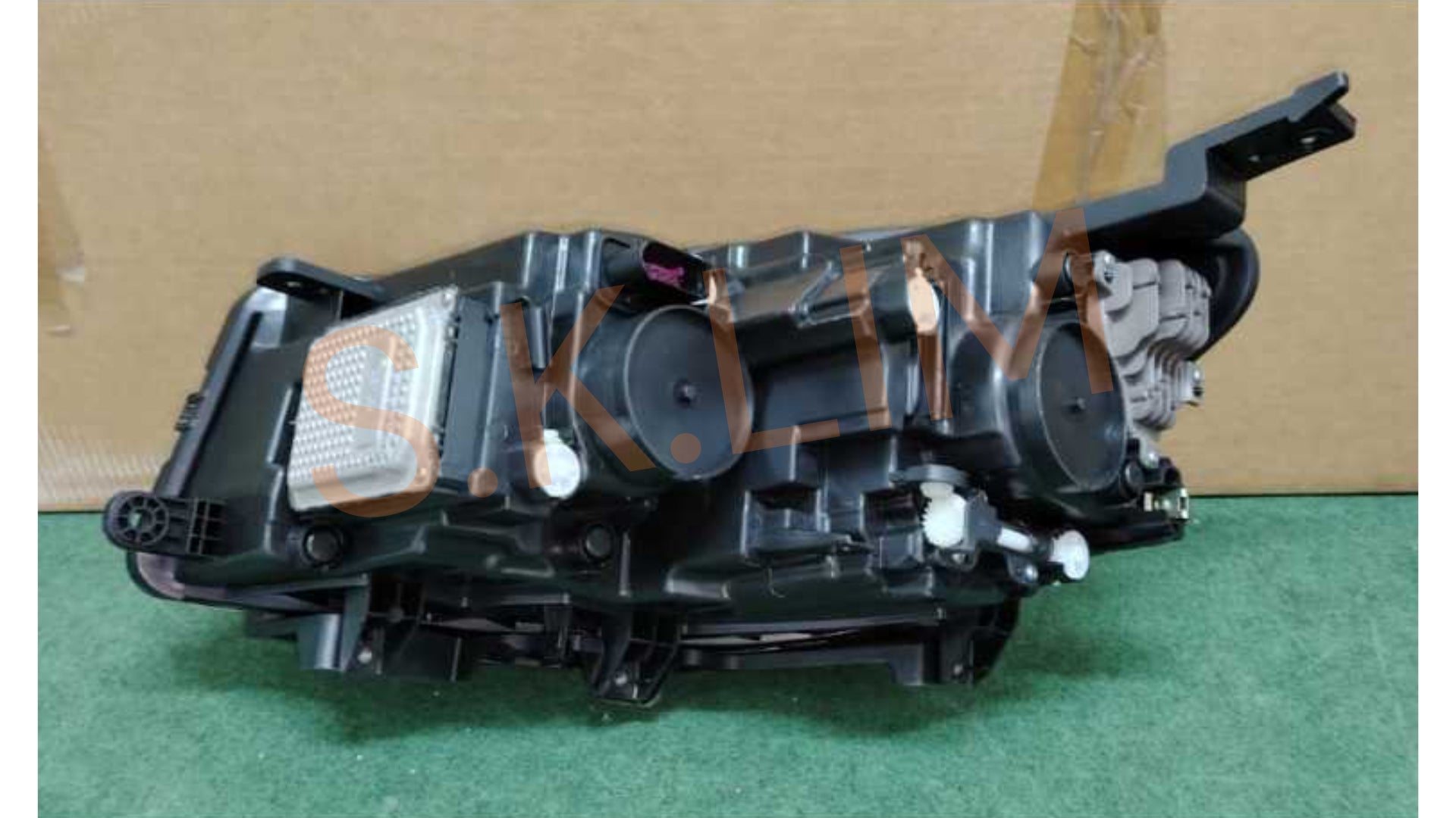 Proton Geely S70 2023' SS11 Head Lamp Right / Lampu Besar Kanan - Aftermarket