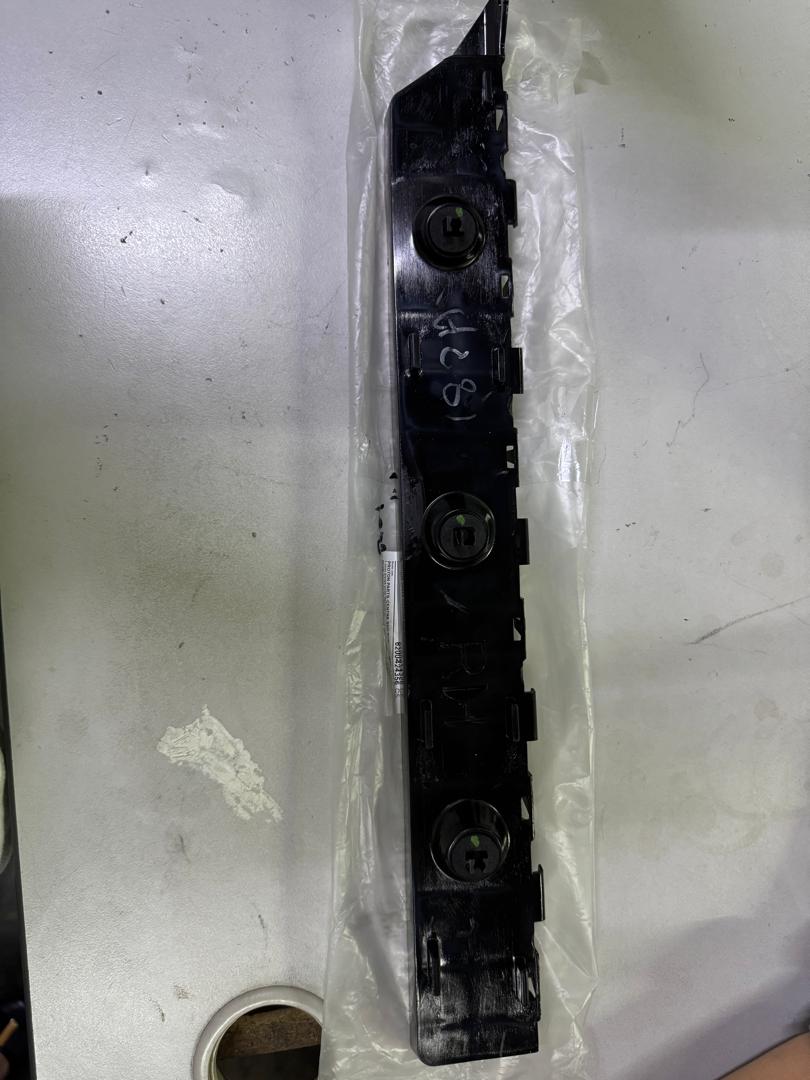 Proton Saga BLM 2016' VVT Bumper Side Bracket Rear Right - Genuine