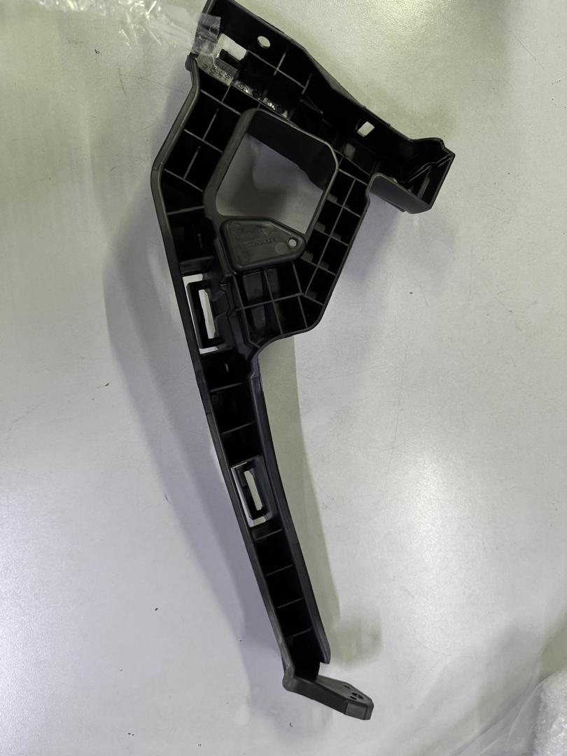 Honda HRV 2019' T7A/T7S Head Lamp Lower Side Bracket Front Right - Genuine