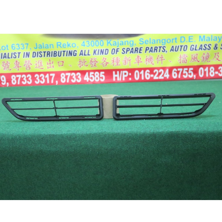 Toyota Hilux Rocco 2.4 GUN125 2021 Bumper Lower Grille SET - Aftermarket